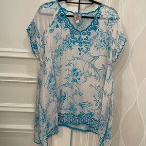 Johnny Was Aqua and Cream tunic. Size L